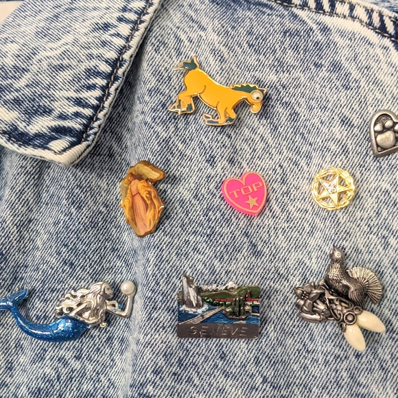 Custom Denim Jacket with 30 pins! - Picture 9 of 14